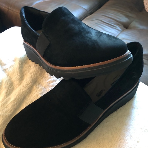 clarks cushion shoes